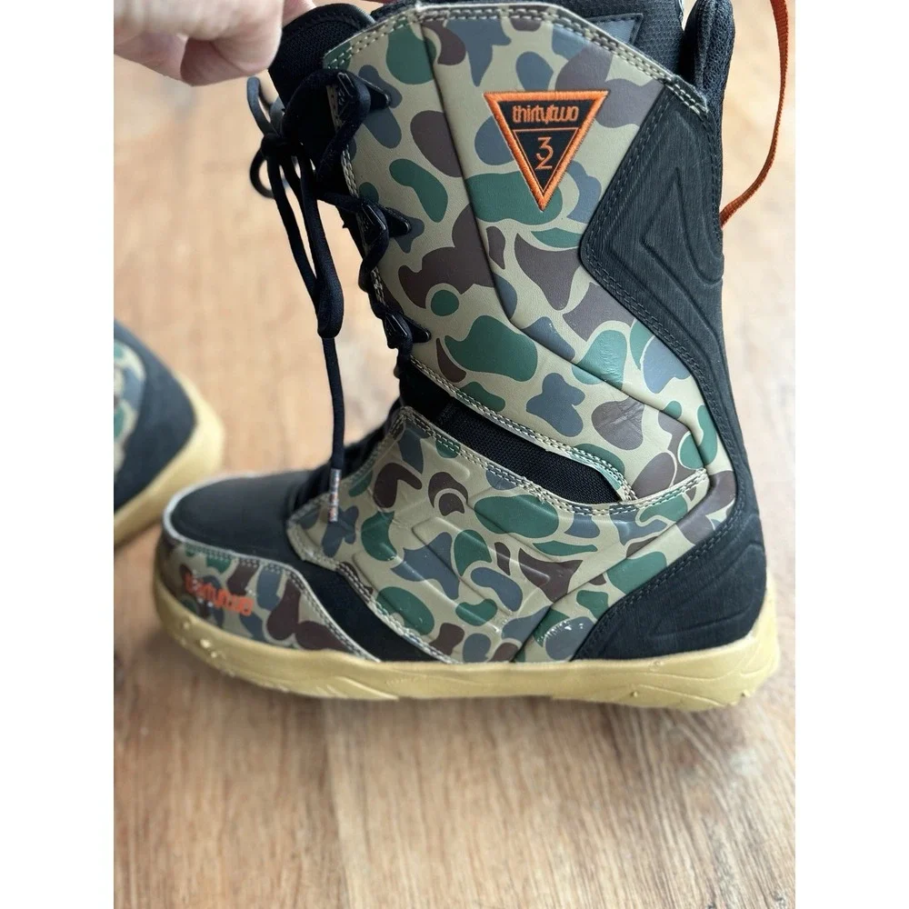 ThirtyTwo Lashed Men's Snowboard Boots Sz 11.5 Camouflage Winter Sports *Read